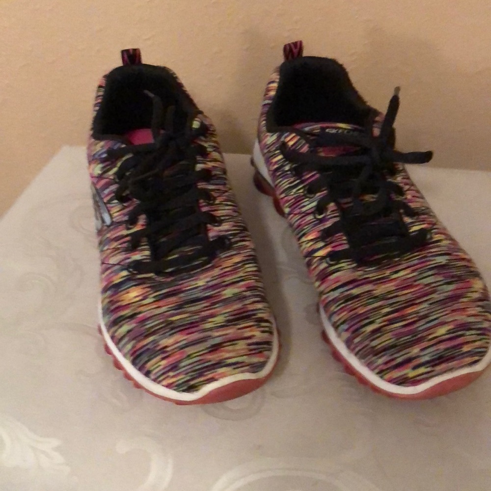 Skechers sneakers